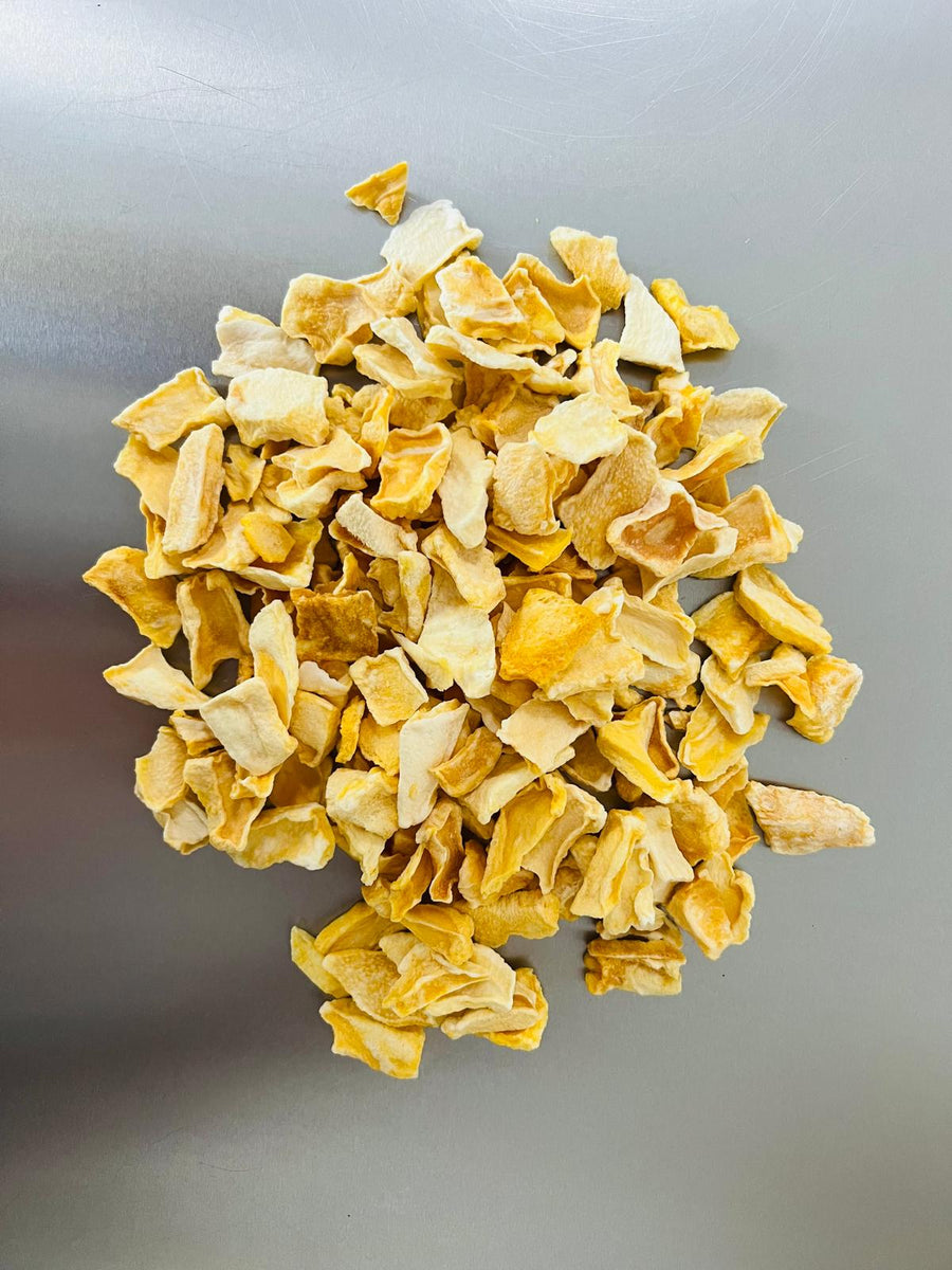 Mango chips, organic, freeze-dried, bulk pack